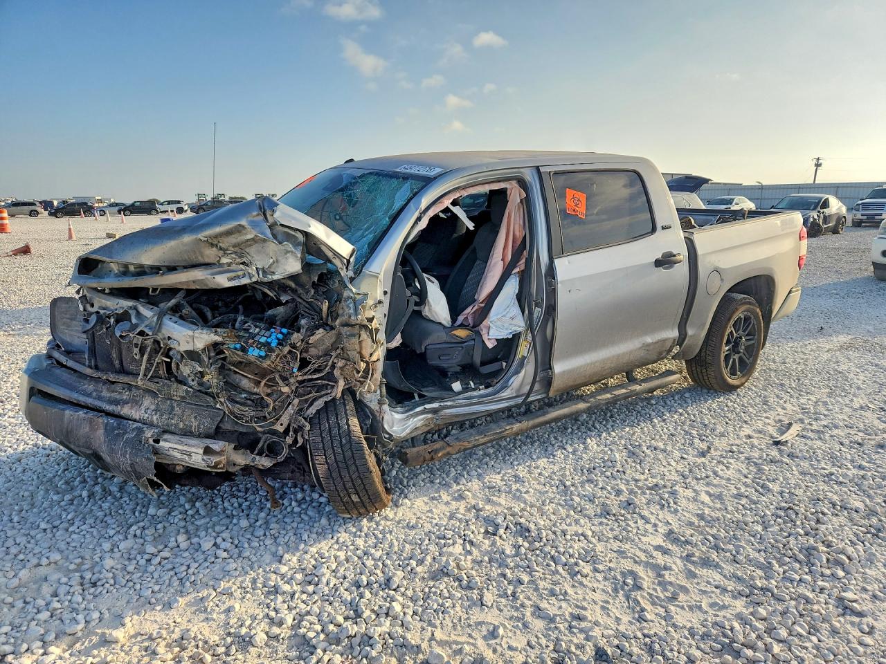 5TFDW5F11KX788634 · 2019 TOYOTA TUNDRA