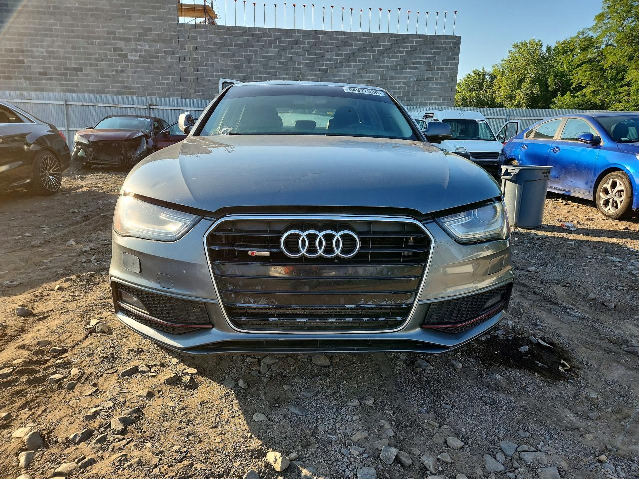 WAUFFAFL1FN005930 · 2015 AUDI A4 · 5/13