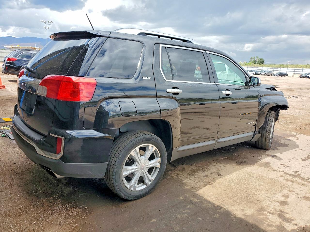 2GKFLPE33G6187656 · 2016 GMC TERRAIN · 3/13
