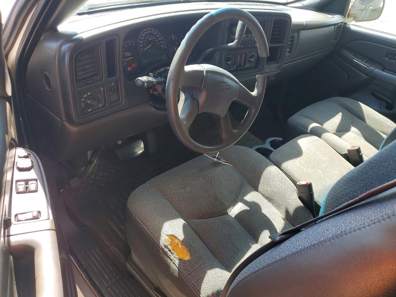 1GCEC19X35Z280065 · 2005 CHEVROLET SILVERADO · 8/12