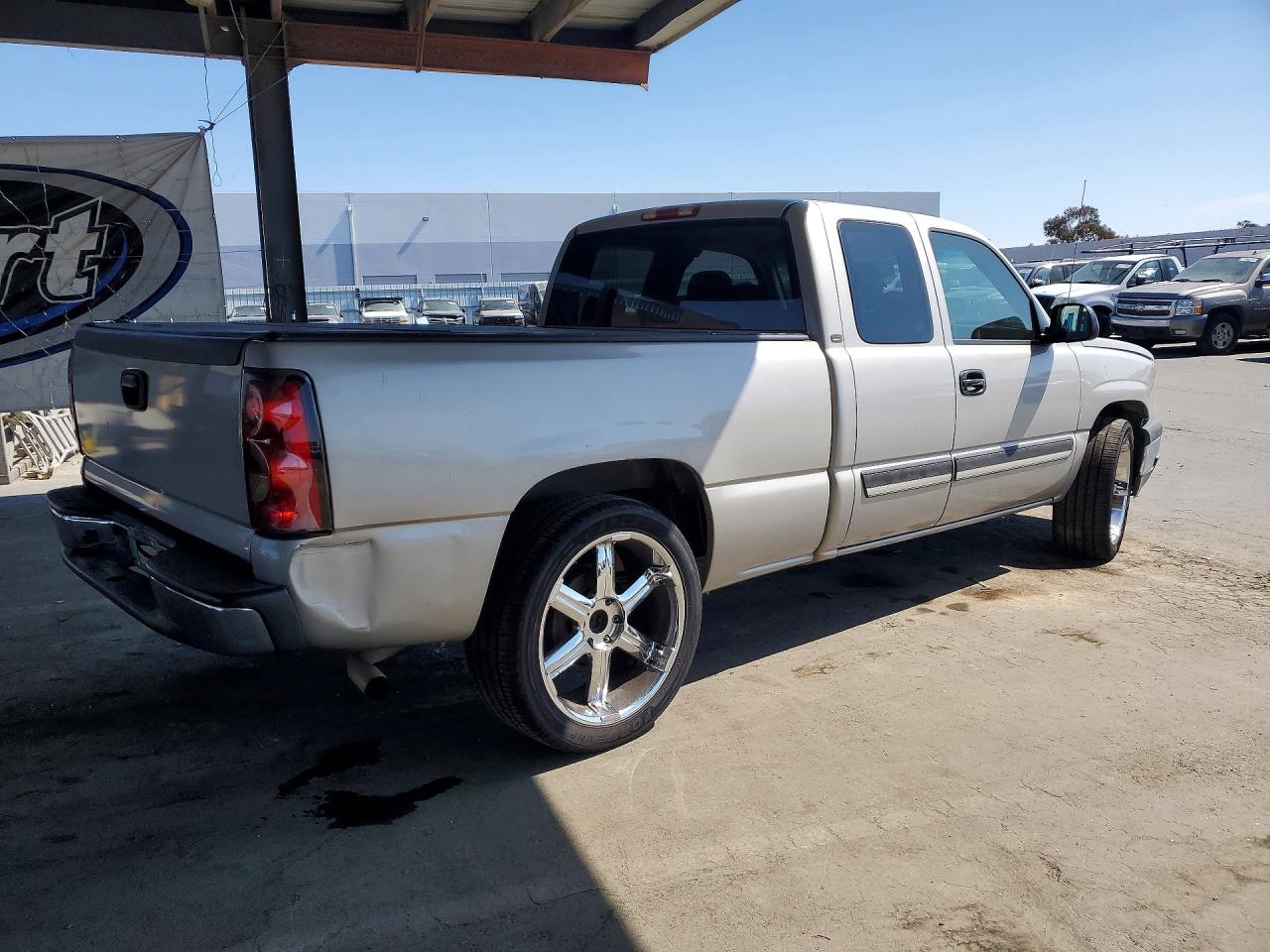 1GCEC19X35Z280065 · 2005 CHEVROLET SILVERADO · 3/12