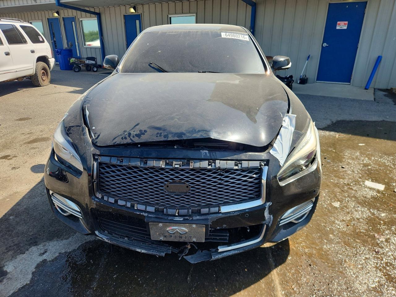 JN1BY1APXBM325787 · 2011 INFINITI M37 · 5/11