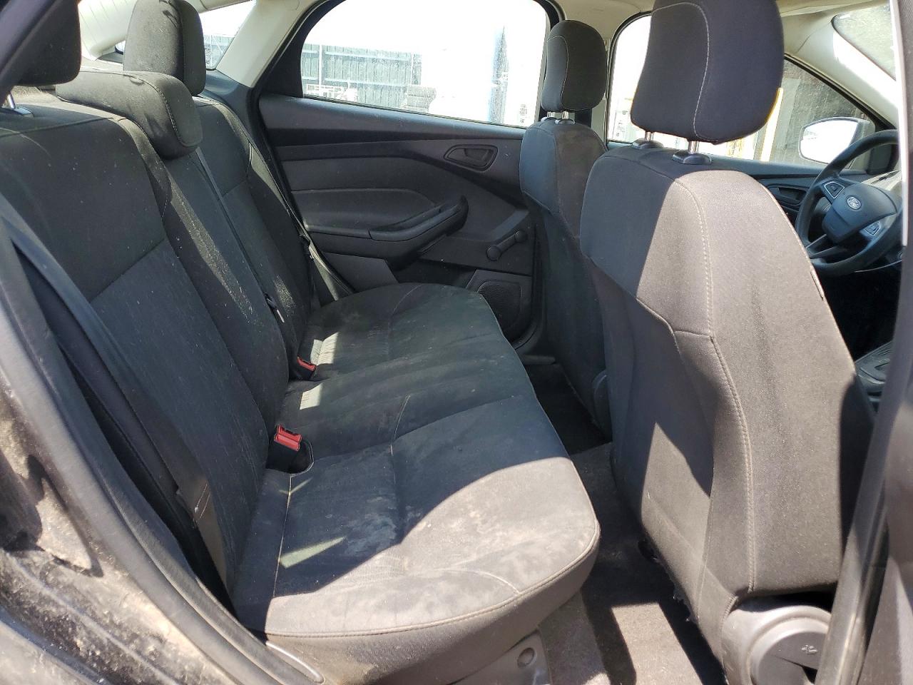 1FADP3E20HL337602 · 2017 FORD FOCUS · 10/12