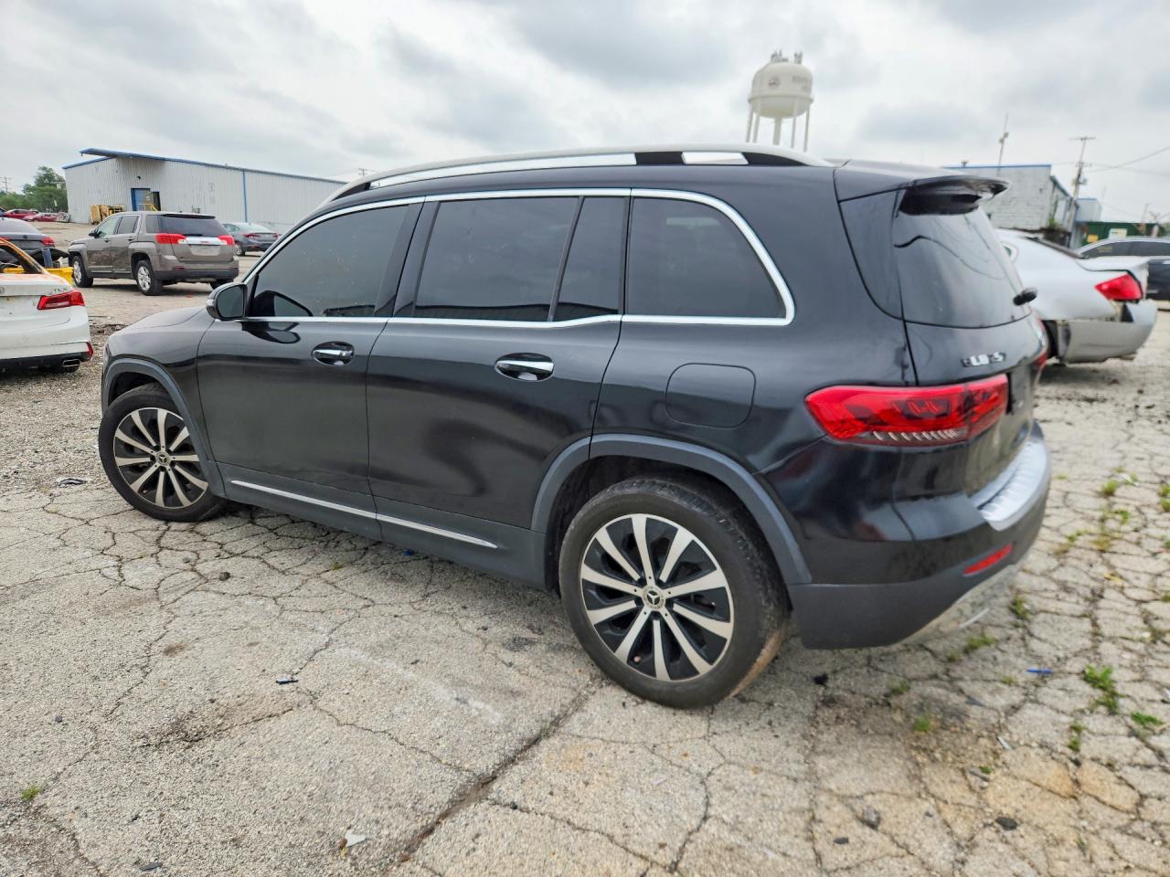 W1N4M4HB3MW115741 · 2021 MERCEDES-BENZ GLB · 2/12