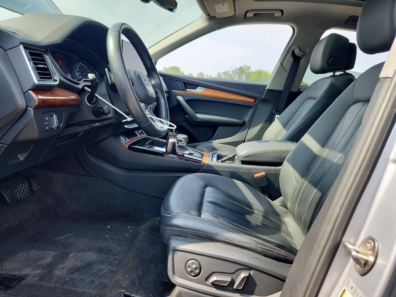 WA1GAAFY2N2005995 · 2022 AUDI Q5 · 7/13
