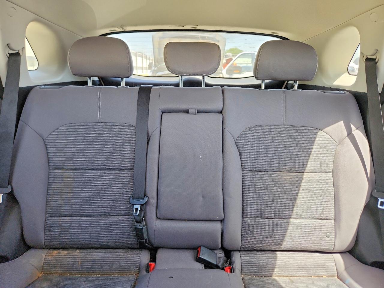 KNDCB3LC3H5053238 · 2017 KIA NIRO · 10/14
