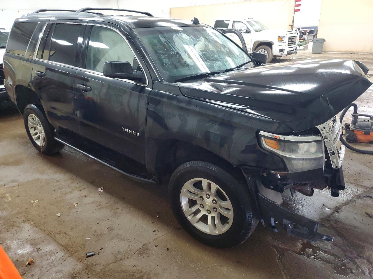 1GNSKAKC1FR240492 · 2015 CHEVROLET TAHOE · 4/13