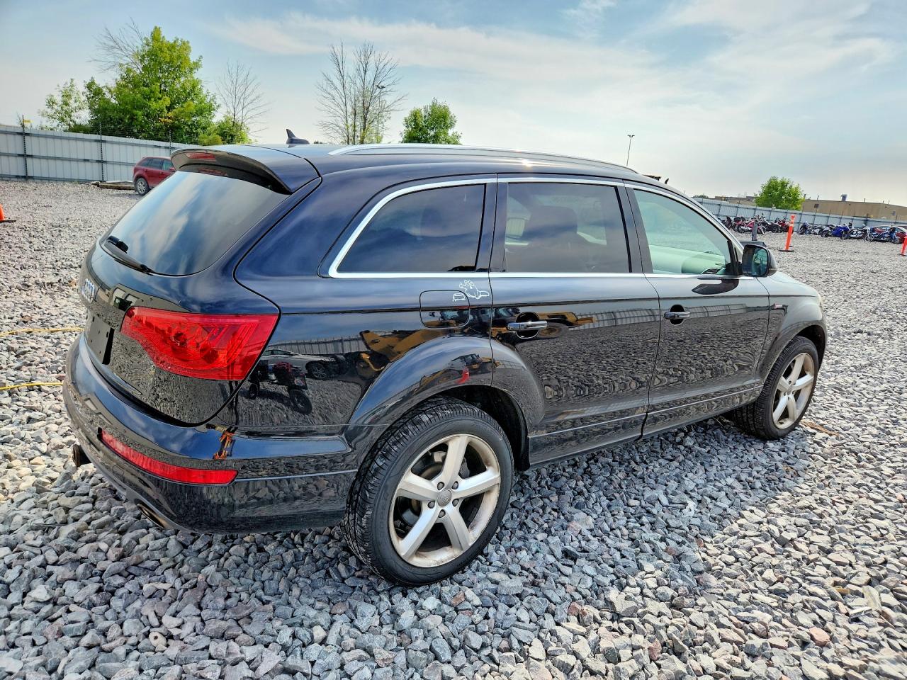 WA1DGAFE0CD001758 · 2012 AUDI Q7 · 3/12