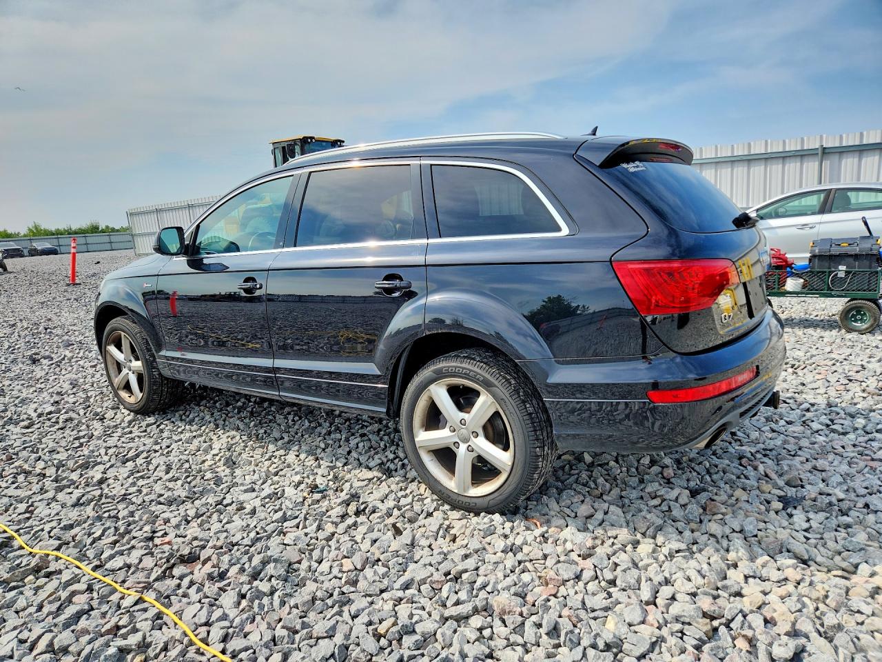 WA1DGAFE0CD001758 · 2012 AUDI Q7 · 2/12