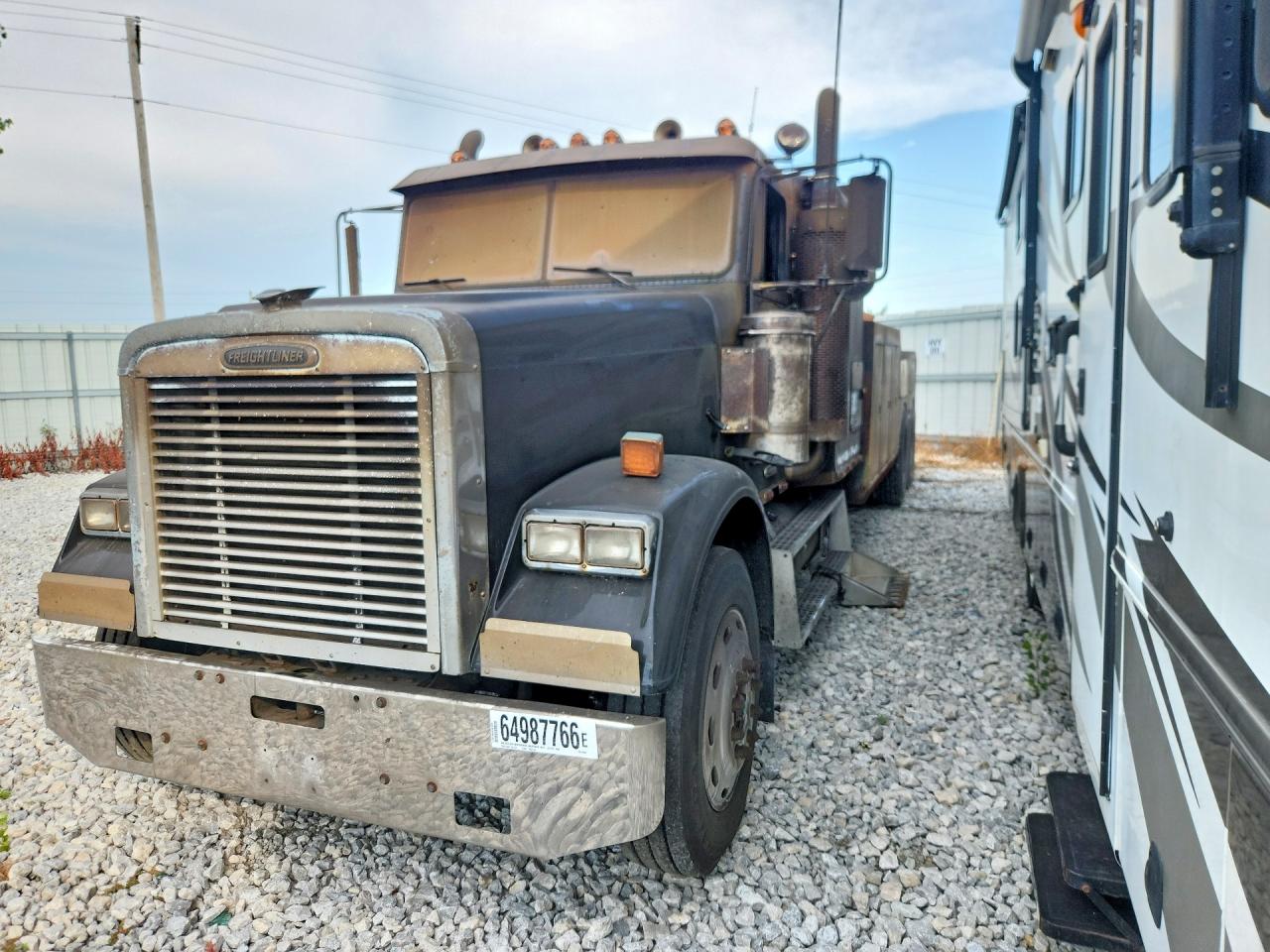 1997 FREIGHTLINER FLD120