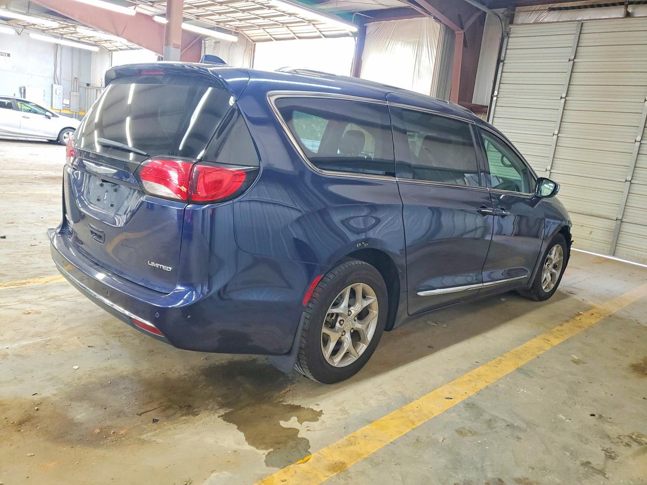 2C4RC1GG7HR594675 · 2017 CHRYSLER PACIFICA · 3/12