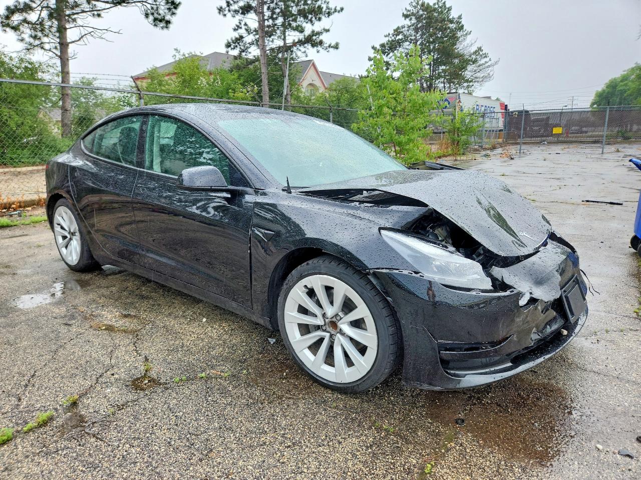 5YJ3E1EA1NF372428 · 2022 TESLA MODEL 3 · 4/12