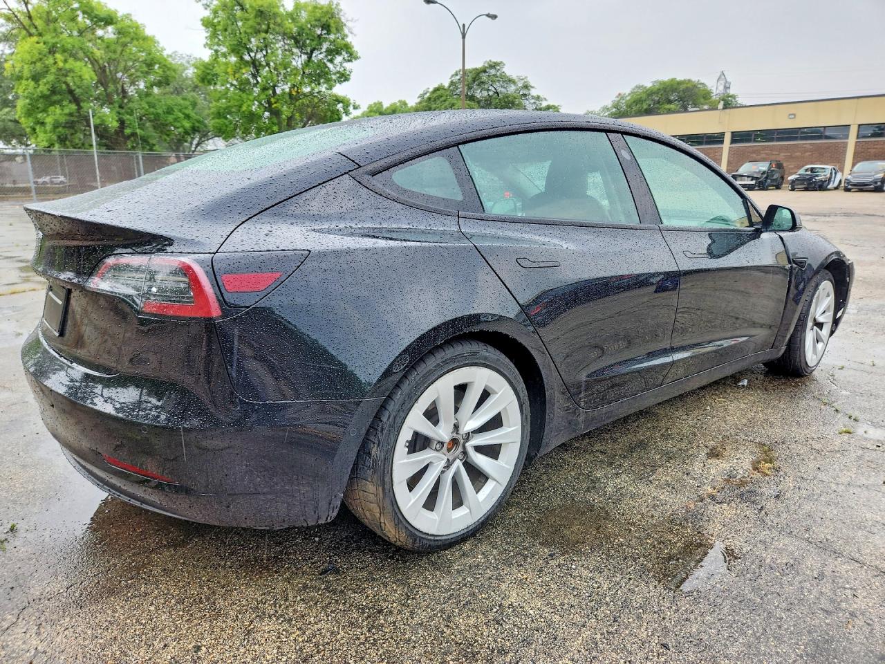 5YJ3E1EA1NF372428 · 2022 TESLA MODEL 3 · 3/12