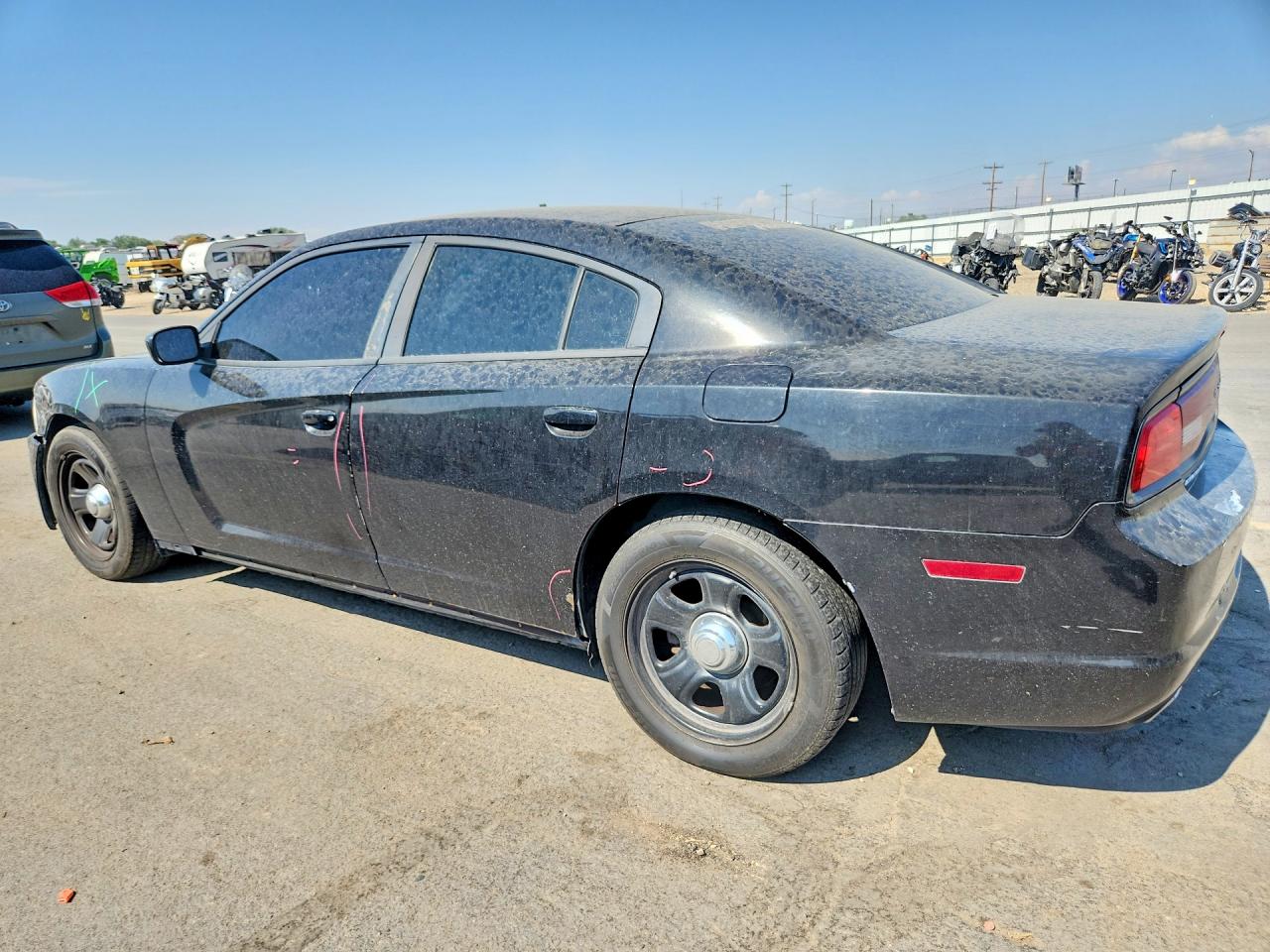 2B3CL3CG5BH548817 · 2011 DODGE CHARGER · 2/12