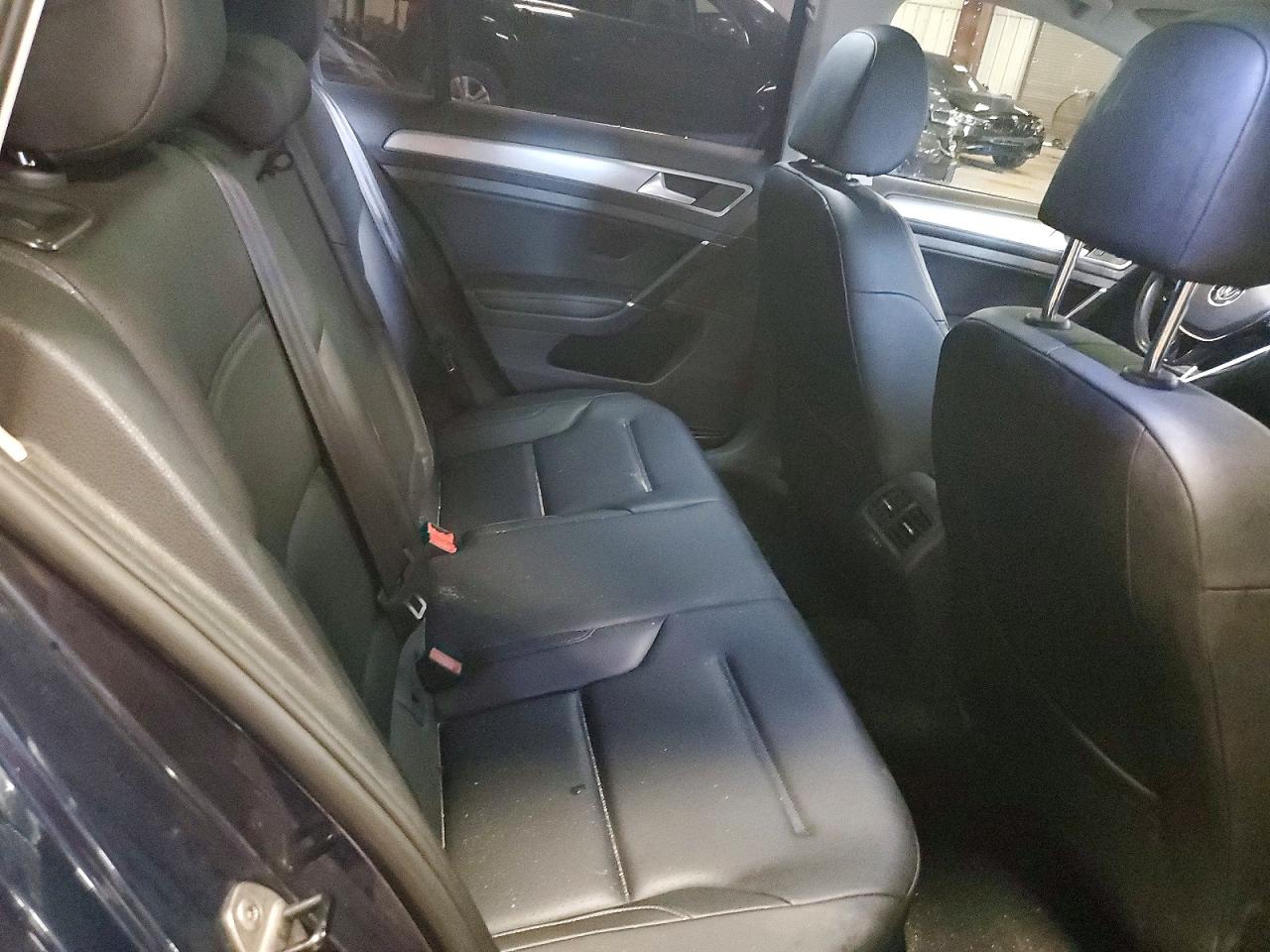 3VWC17AU6GM522043 · 2016 VOLKSWAGEN GOLF SPORTWAGEN · 10/12
