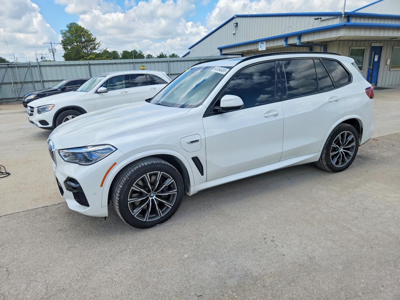 5UXTA6C09N9M26537 · 2022 BMW X5