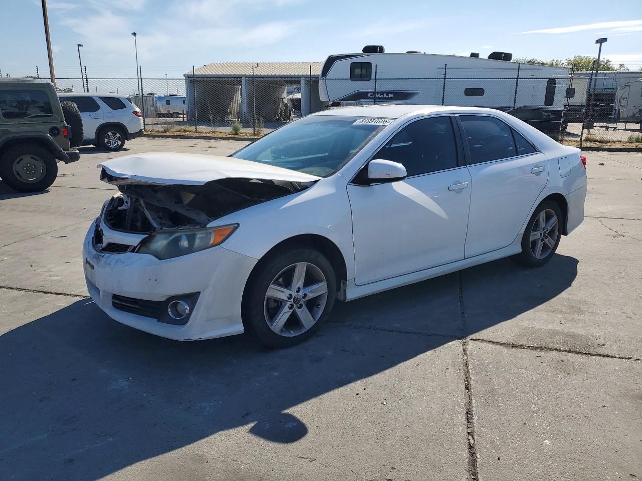 2014 TOYOTA CAMRY