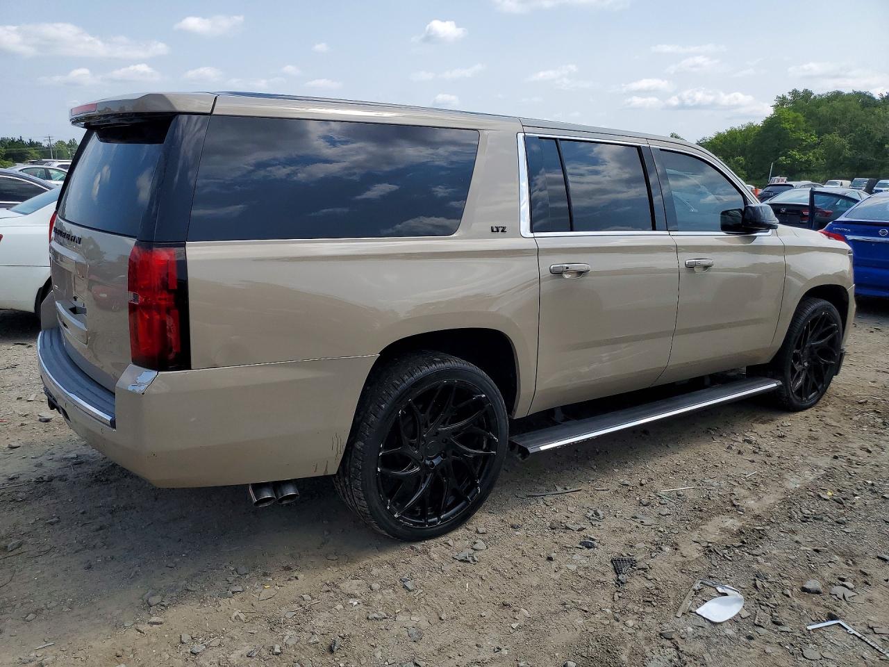 1GNSKJKC6GR115456 · 2016 CHEVROLET SUBURBAN · 3/13