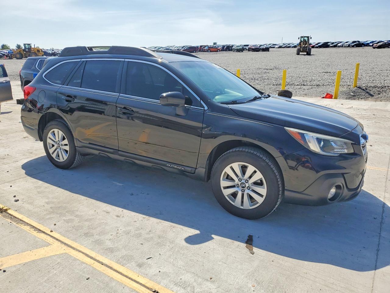4S4BSACC4J3271962 · 2018 SUBARU OUTBACK · 4/13