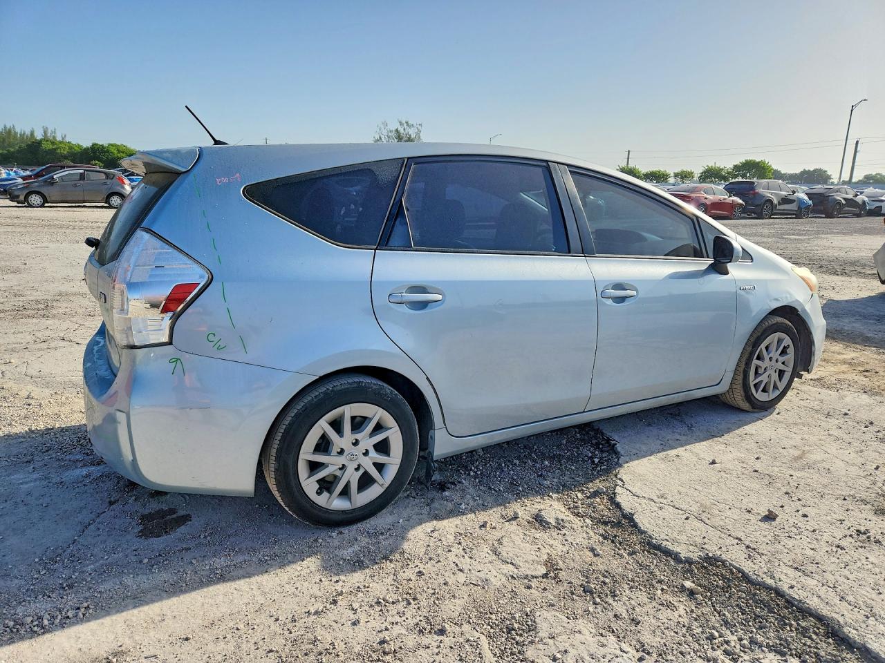 JTDZN3EU9C3164193 · 2012 TOYOTA PRIUS V · 3/12