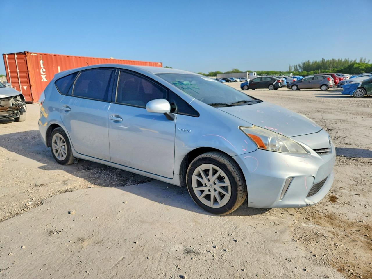 JTDZN3EU9C3164193 · 2012 TOYOTA PRIUS V · 4/12