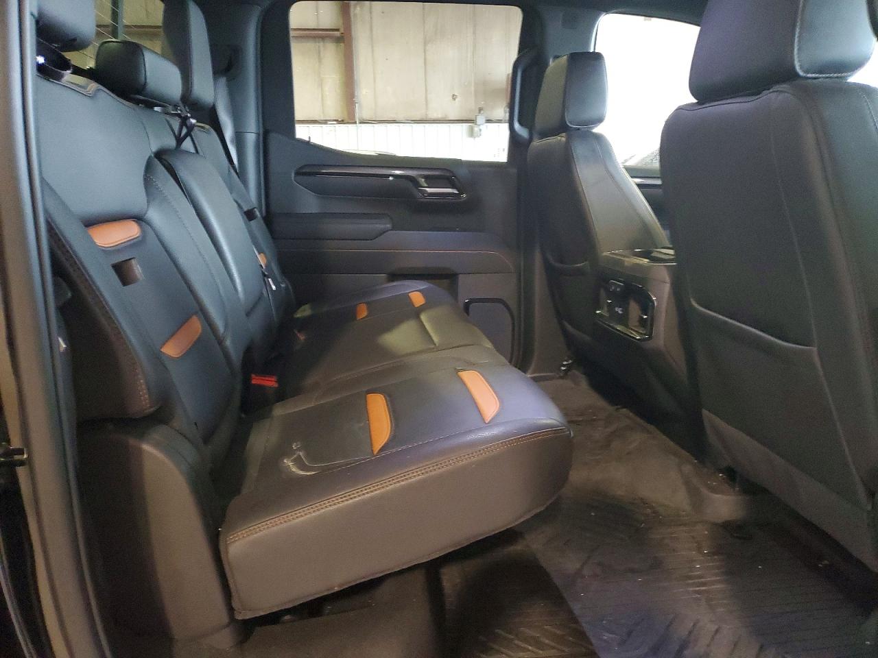 1GTUUEE87SZ198544 · 2025 GMC 5000 · 10/12
