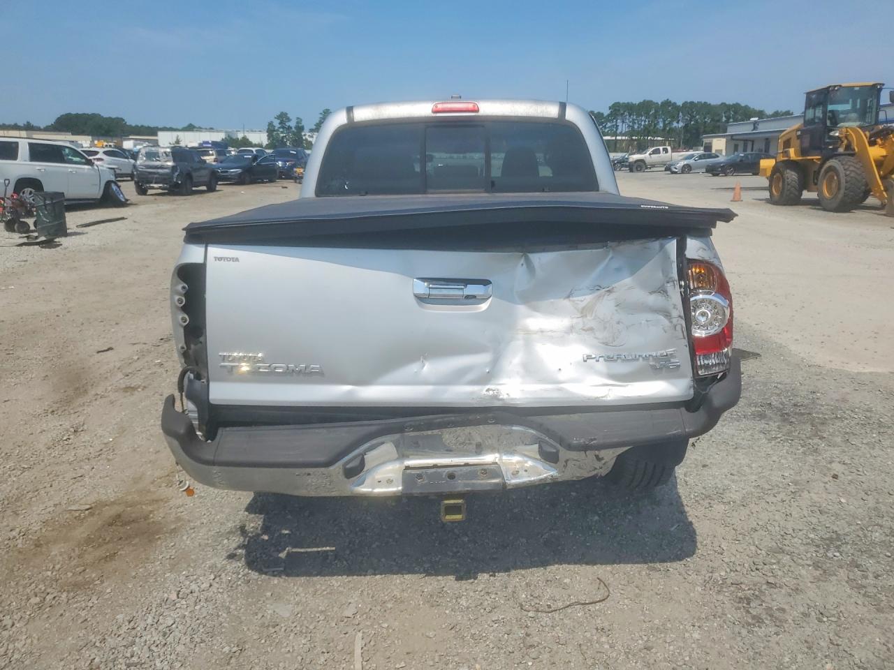 3TMJU4GN3BM123728 · 2011 TOYOTA TACOMA · 4/10
