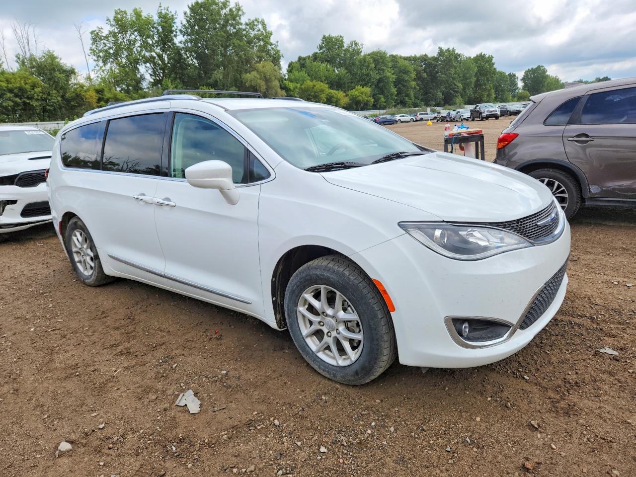 2C4RC1BG1LR133018 · 2020 CHRYSLER PACIFICA · 4/13