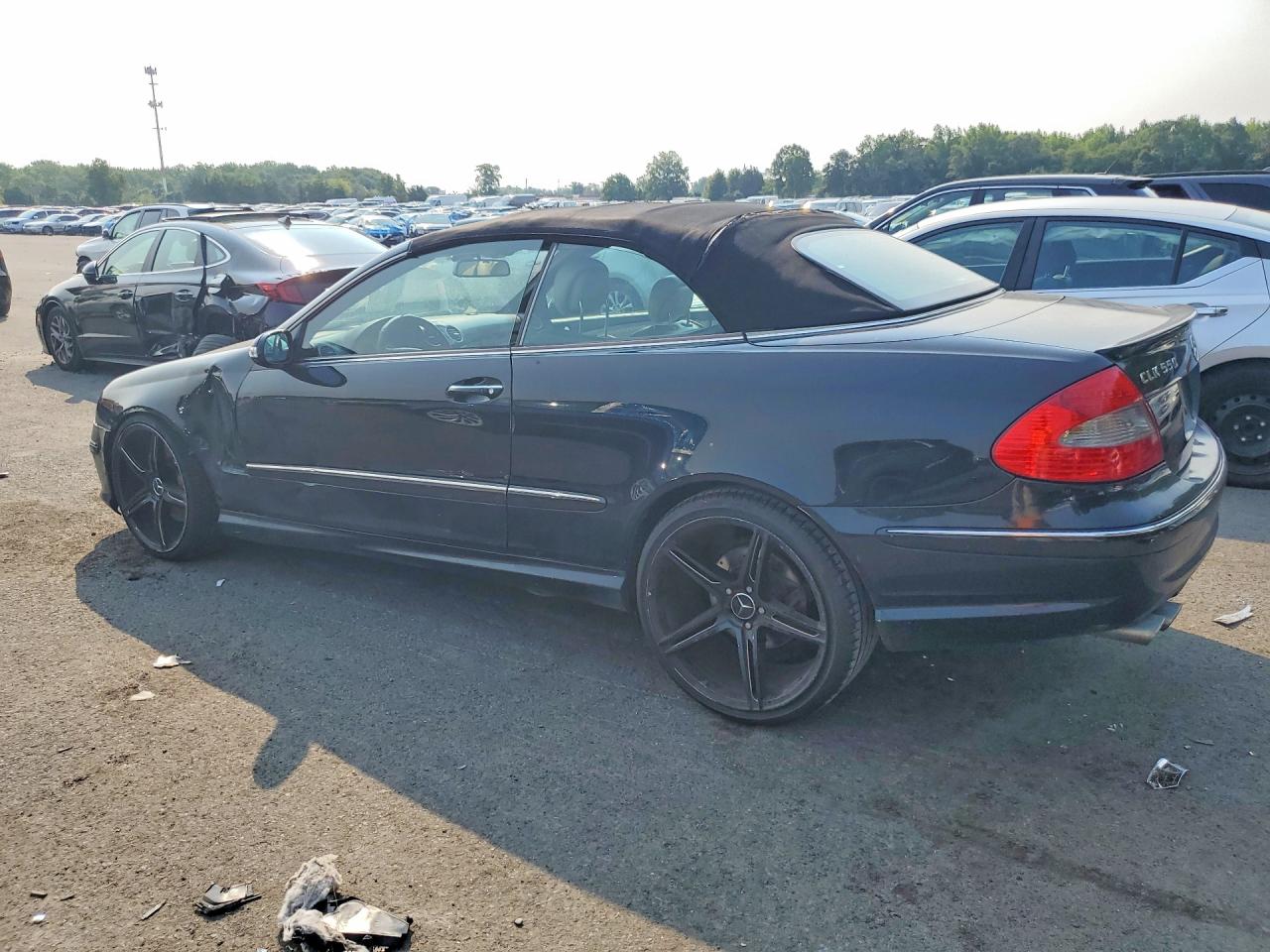WDBTK72F69T106576 · 2009 MERCEDES-BENZ CLK · 2/12