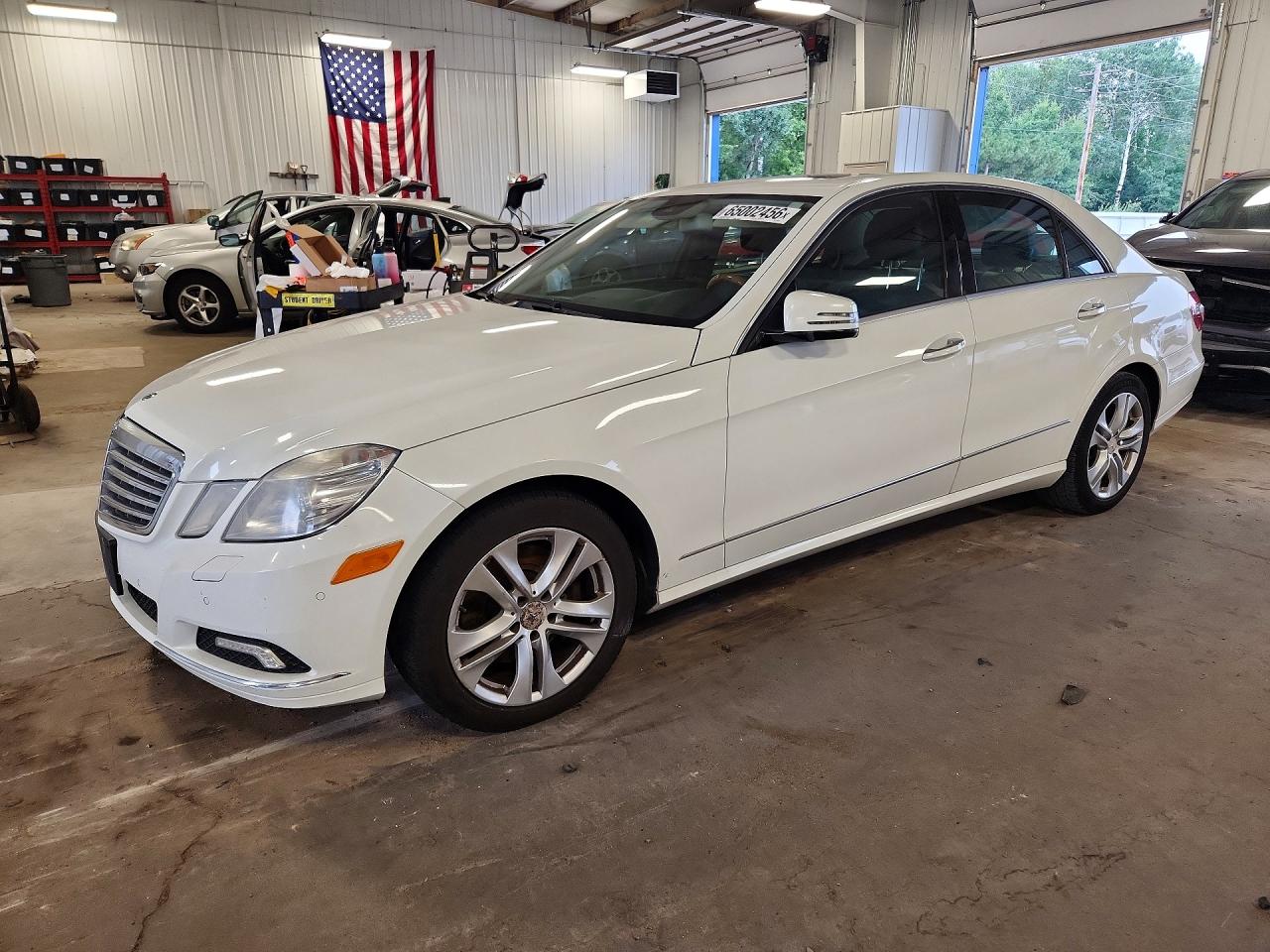 WDDHF8HB9AA163186 · 2010 MERCEDES-BENZ E