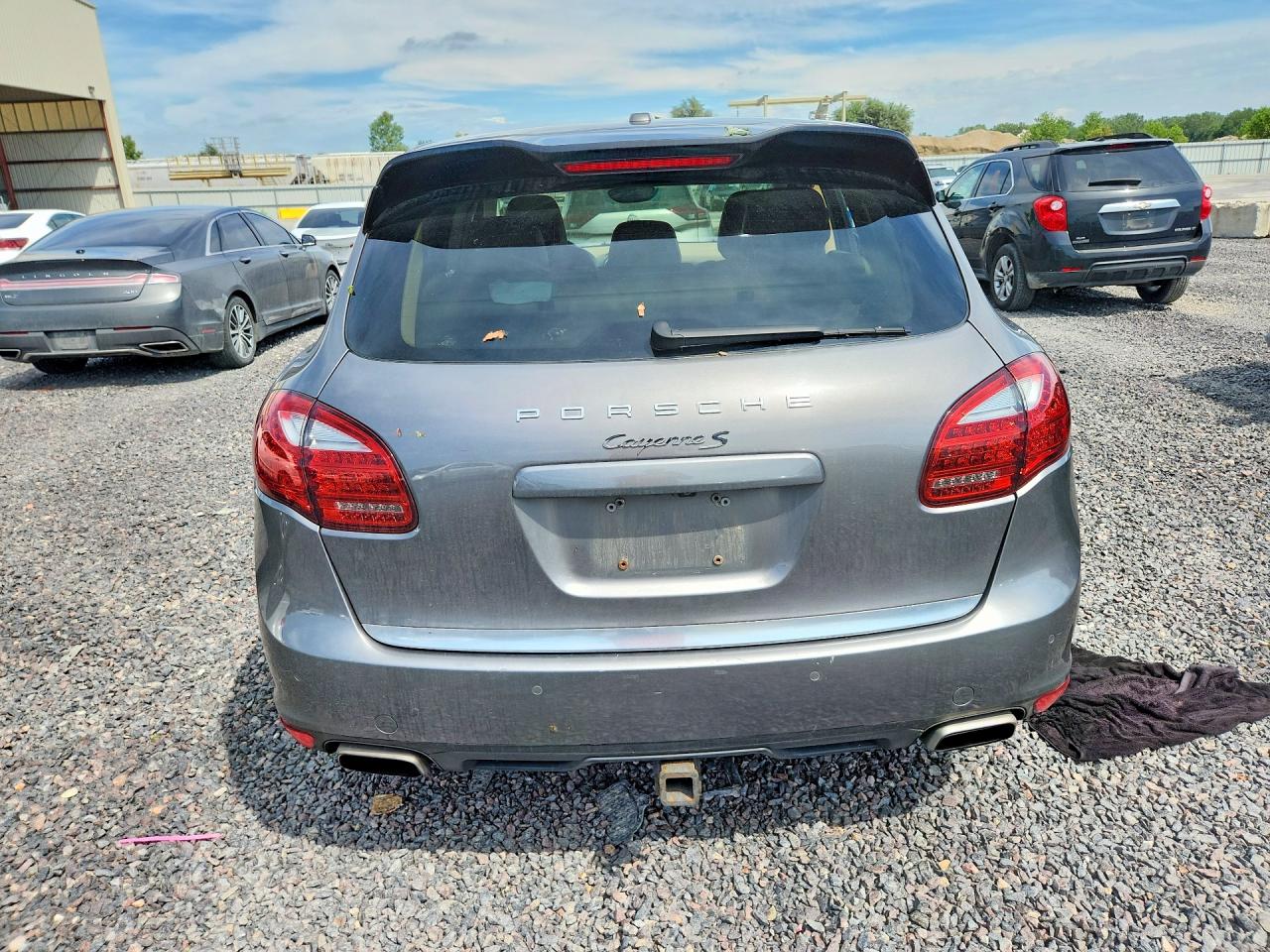 WP1AB2A27CLA44881 · 2012 PORSCHE CAYENNE · 6/13