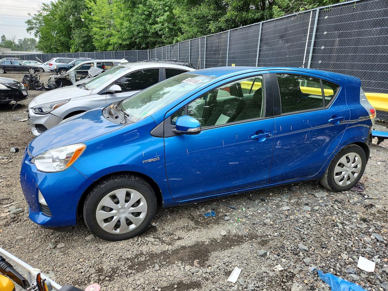 JTDKDTB3XE1572202 · 2014 TOYOTA PRIUS C