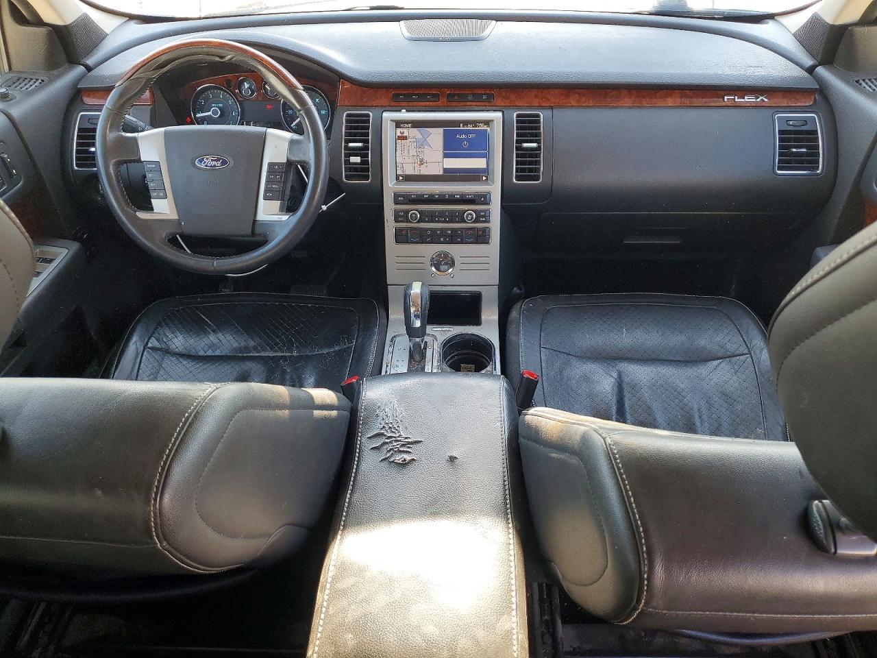 2FMGK5DC7BBD26000 · 2011 FORD FLEX · 8/13