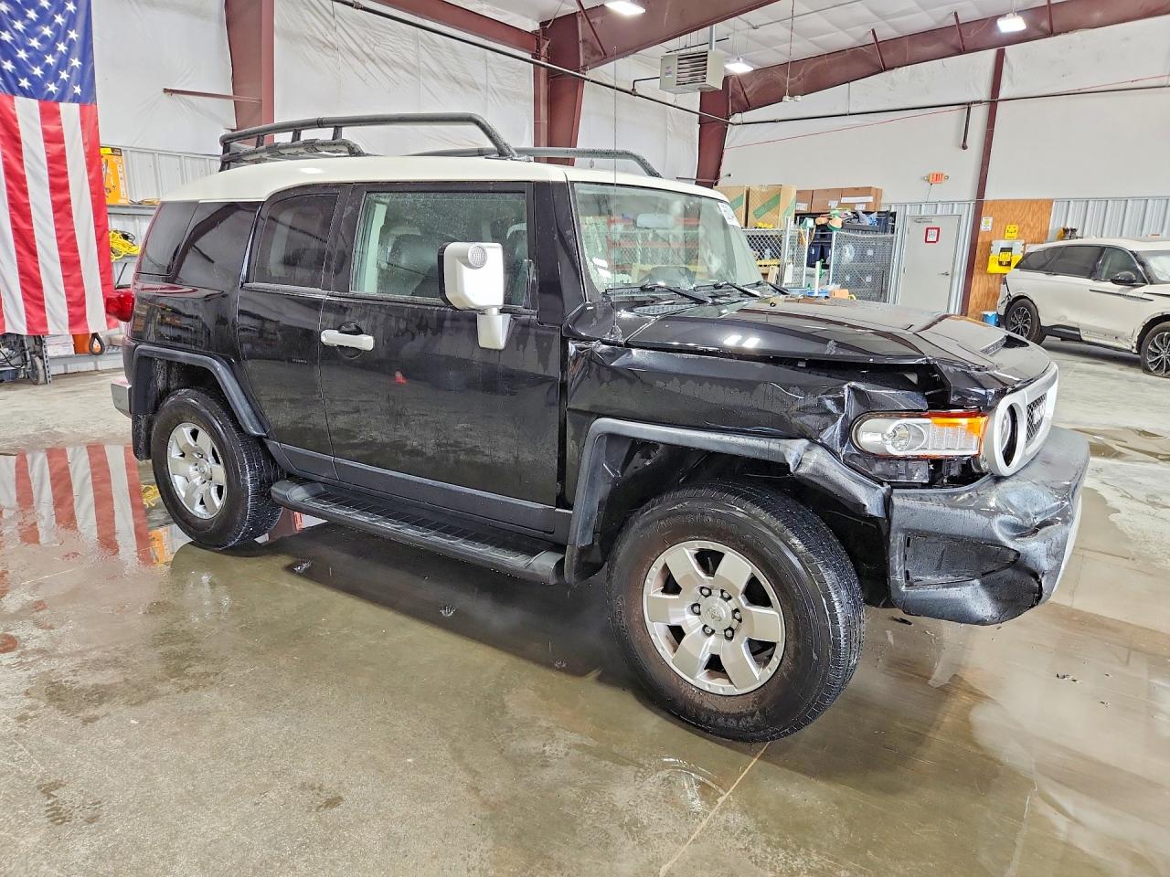 JTEZU11F170012362 · 2007 TOYOTA FJ CRUISER · 4/12