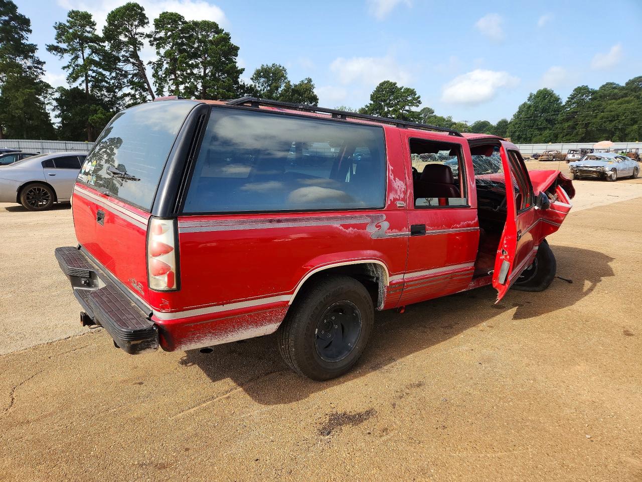 1GNEC16KXRJ376277 · 1994 CHEVROLET SUBURBAN · 3/13