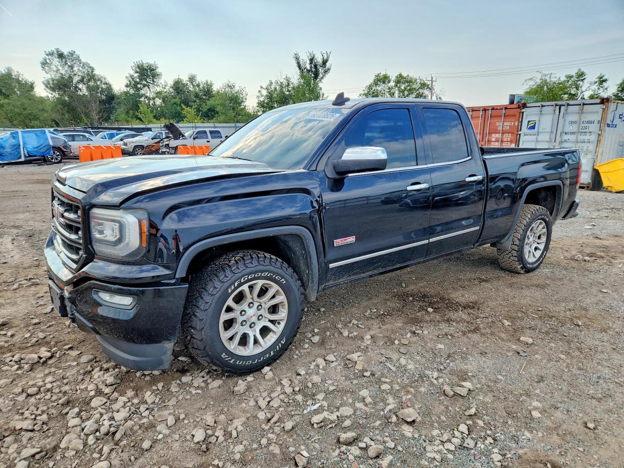 2016 GMC SIERRA
