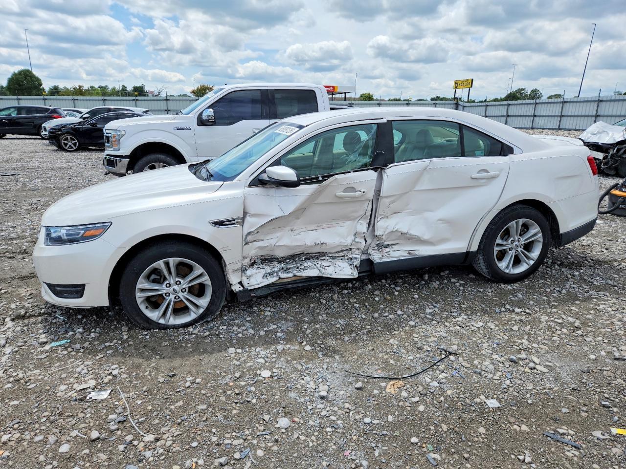 1FAHP2E89FG179976 · 2015 FORD TAURUS