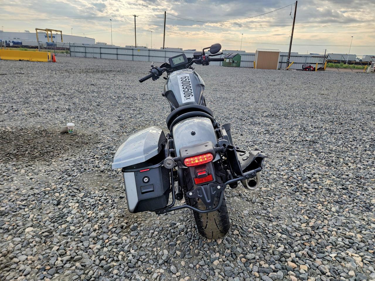 JH2SC87GXSK001219 · 2025 HONDA CMX1100 · 4/9