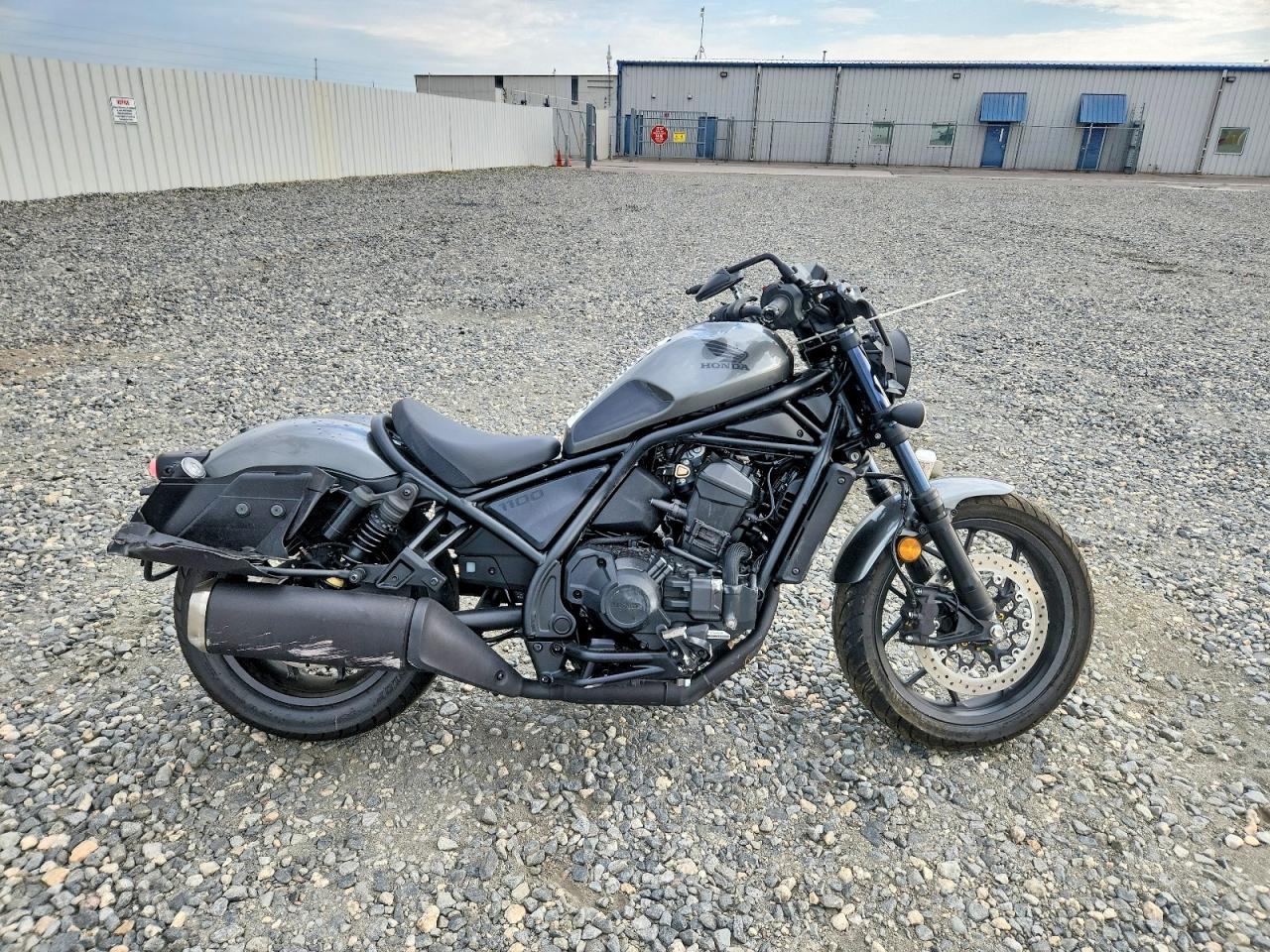 JH2SC87GXSK001219 · 2025 HONDA CMX1100