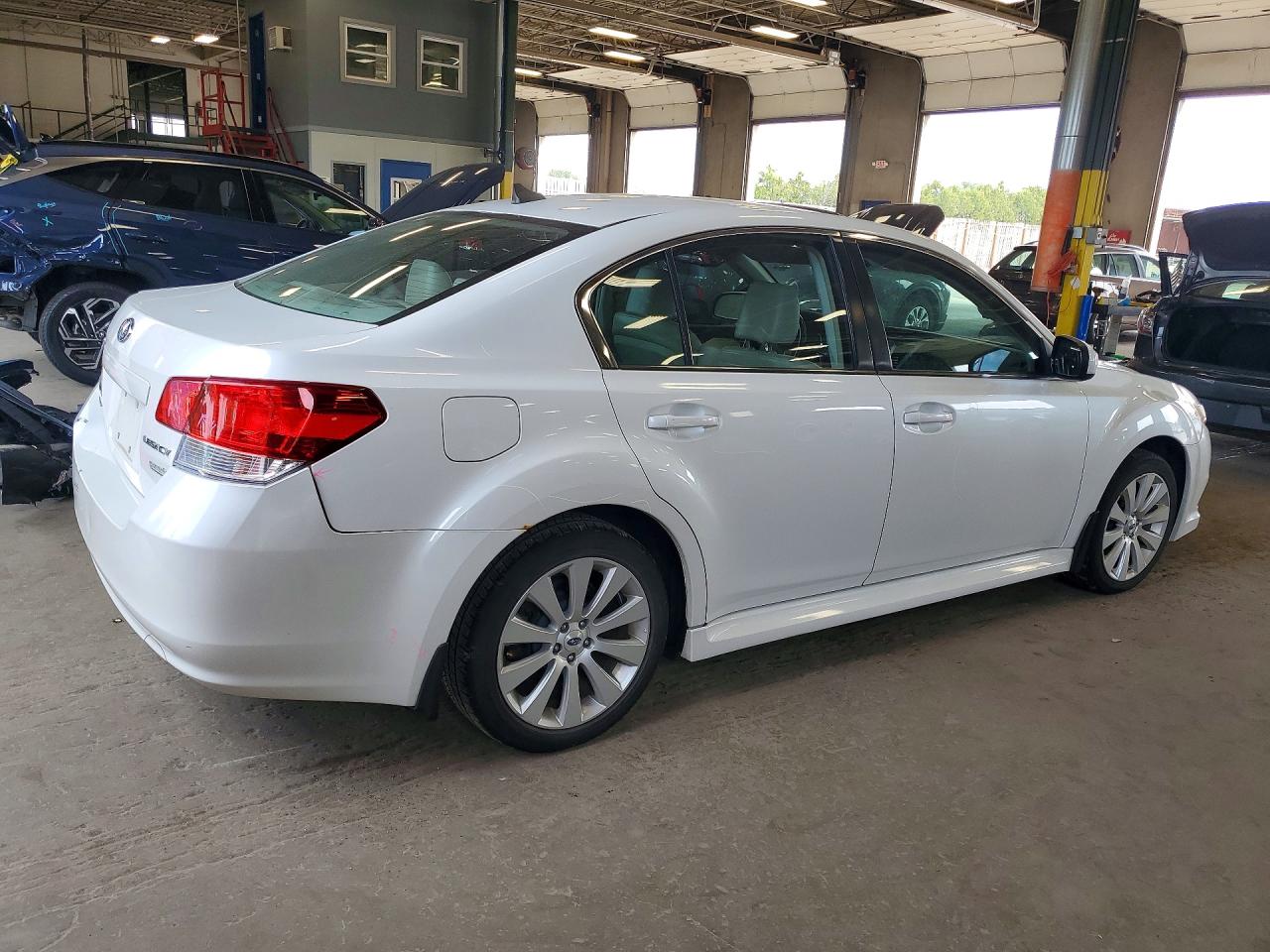 4S3BMBK60B3253704 · 2011 SUBARU LEGACY · 3/12