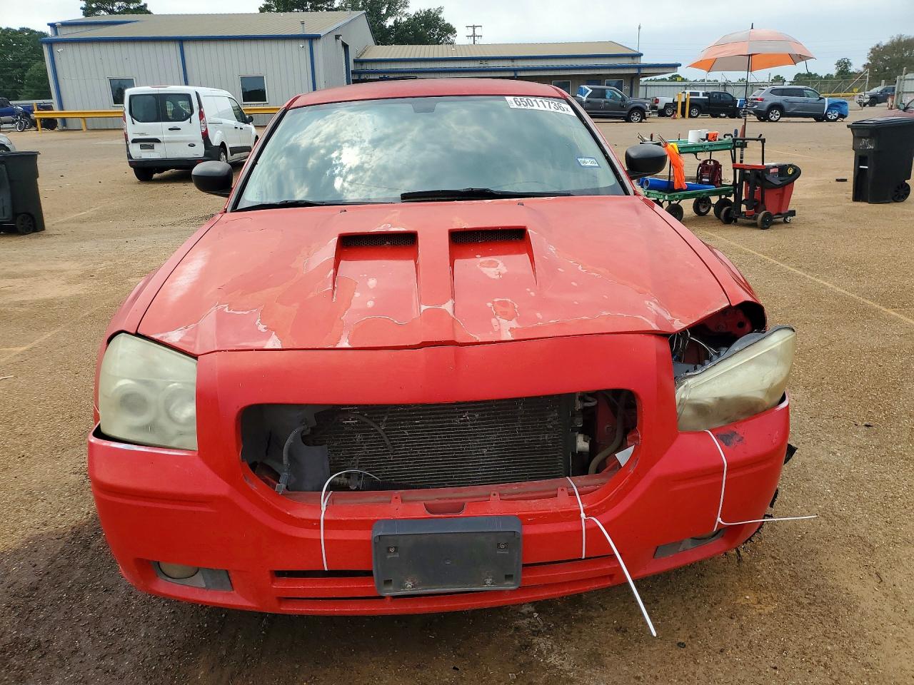 2D4FV47V37H633217 · 2007 DODGE MAGNUM · 5/12