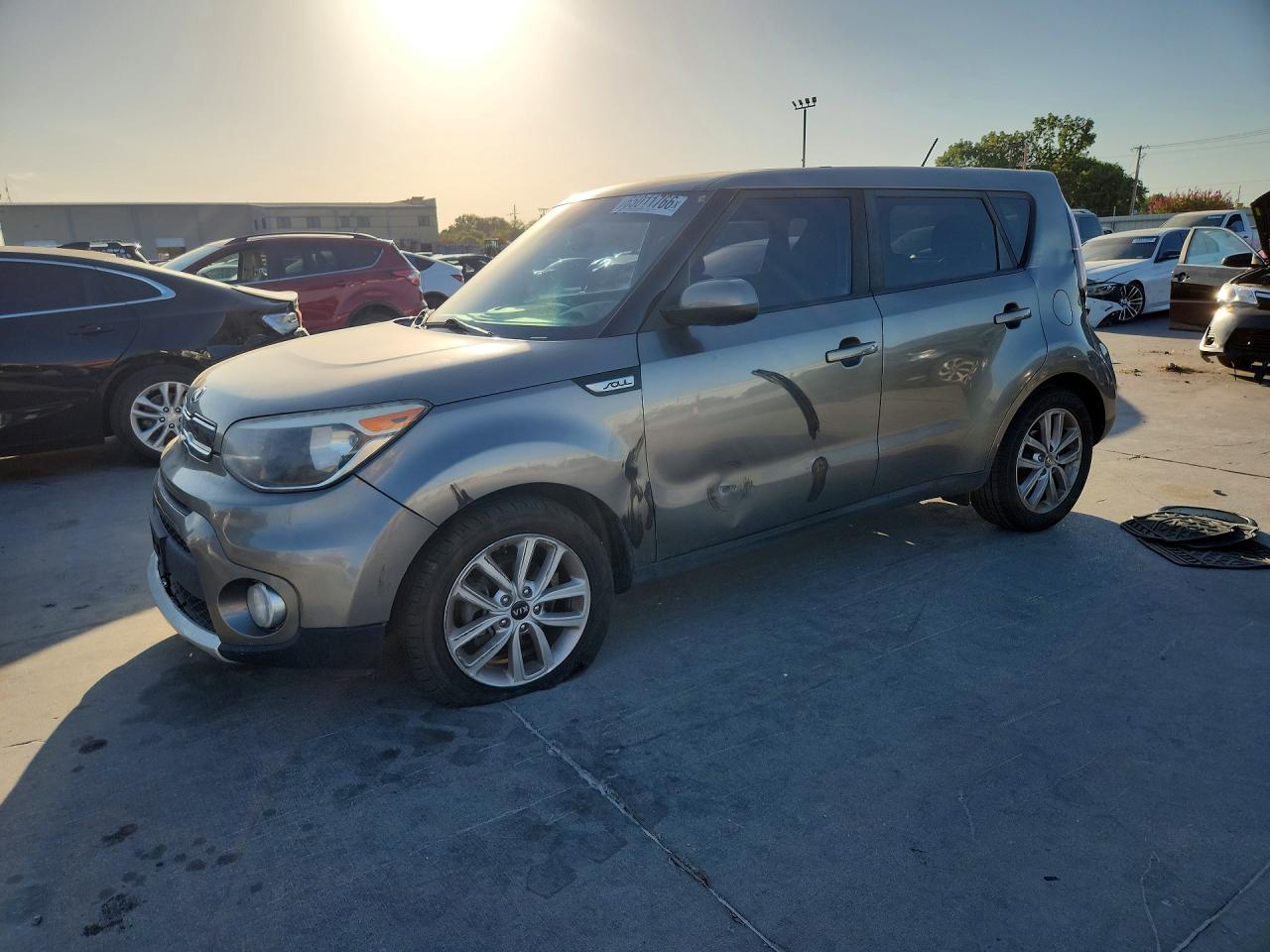 KNDJP3A55J7573965 · 2018 KIA SOUL