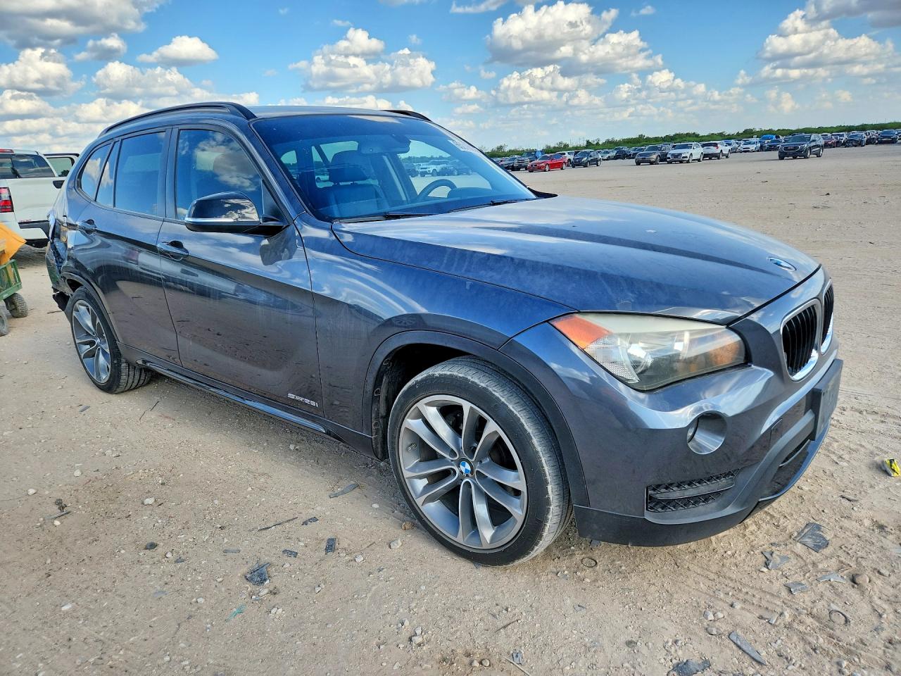 WBAVM1C55DVW42615 · 2013 BMW X1 · 4/12