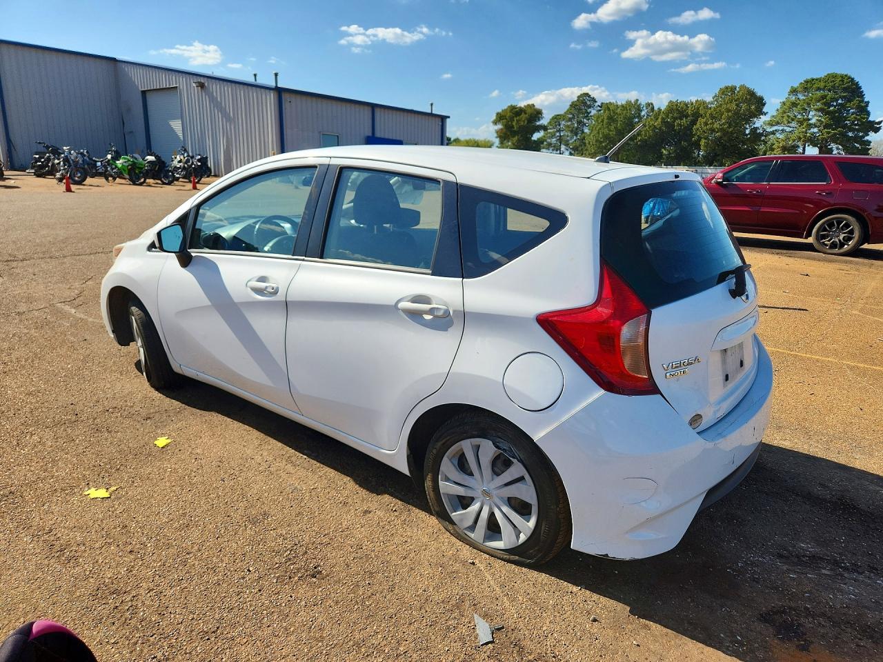 3N1CE2CPXKL362350 · 2019 NISSAN VERSA NOTE · 2/12