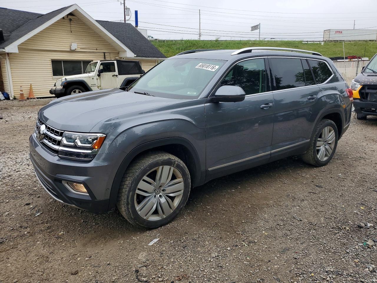 1V2NR2CA8JC573688 · 2018 VOLKSWAGEN ATLAS