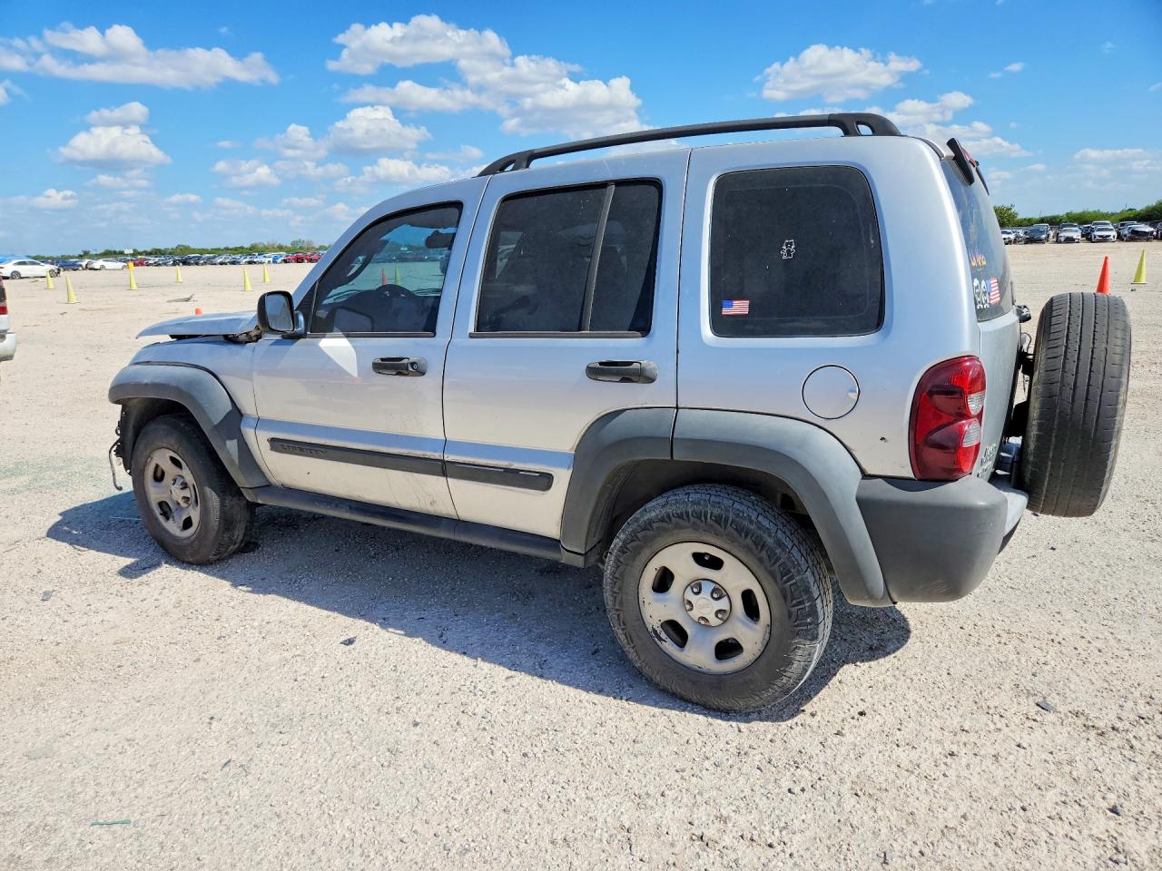 1J4GK48K86W183895 · 2006 JEEP LIBERTY · 2/12