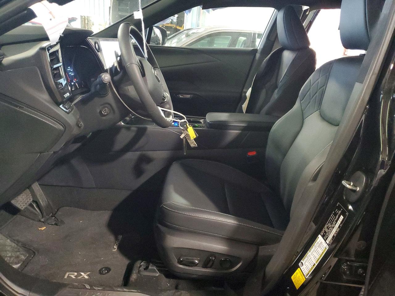 2T2BAMCA4TC125736 · 2026 LEXUS RX 350 · 7/13