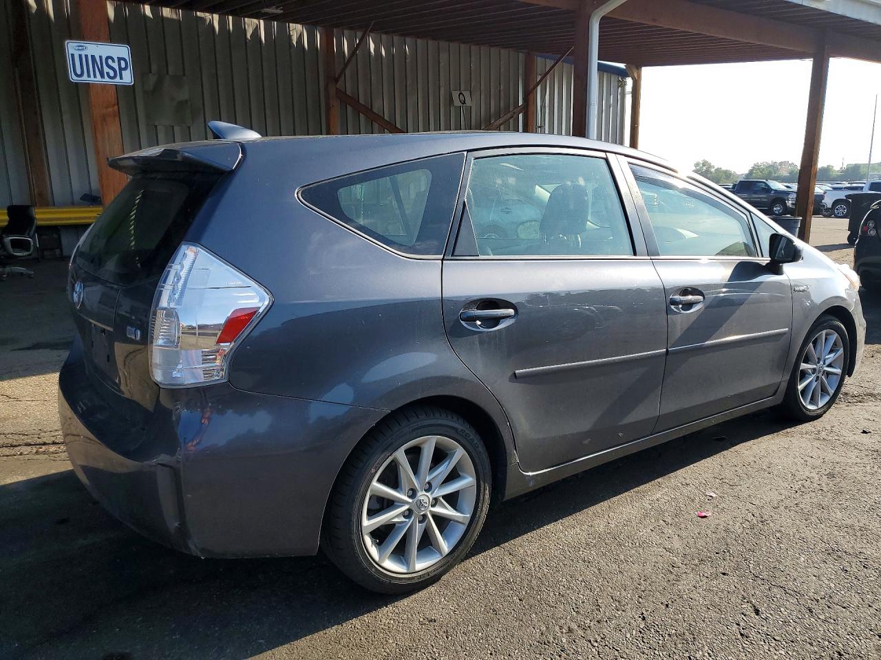 JTDZN3EU9D3230419 · 2013 TOYOTA PRIUS V · 3/12