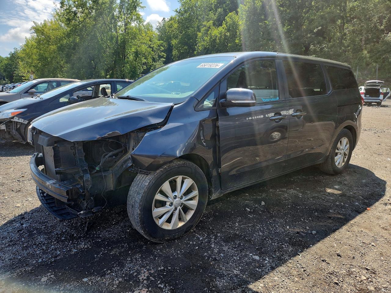 KNDMB5C17H6300883 · 2017 KIA SEDONA
