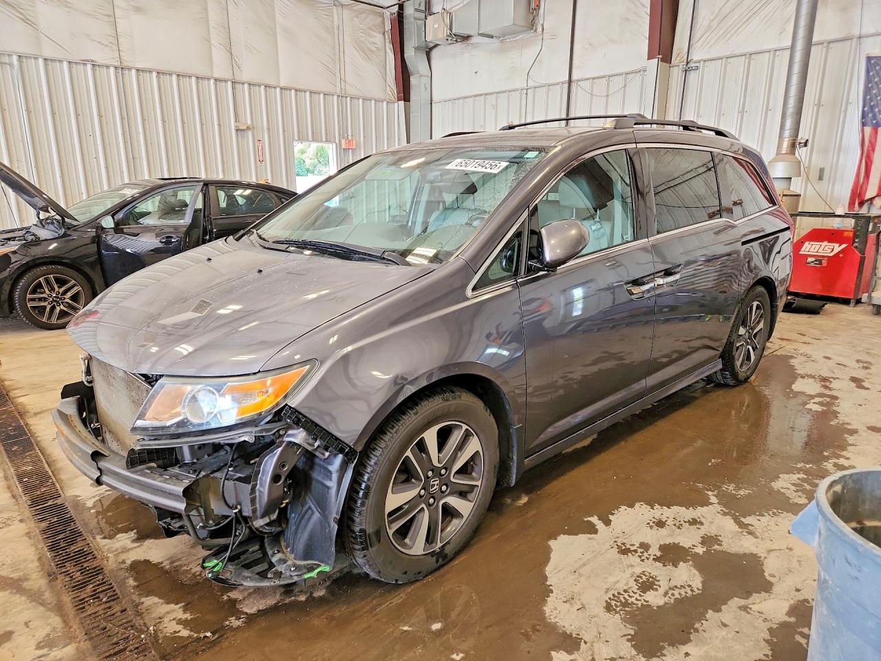 5FNRL5H95GB039340 · 2016 HONDA ODYSSEY